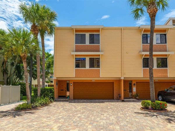 533 SANDY HOOK ROAD, TREASURE ISLAND, FL 33706