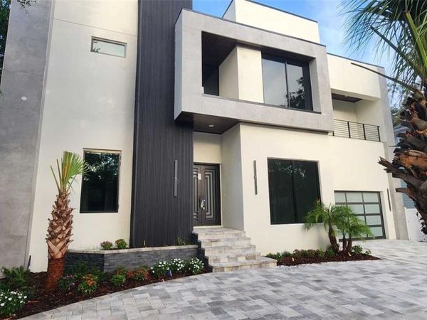 3207 S MANHATTAN AVENUE, TAMPA, FL 33629