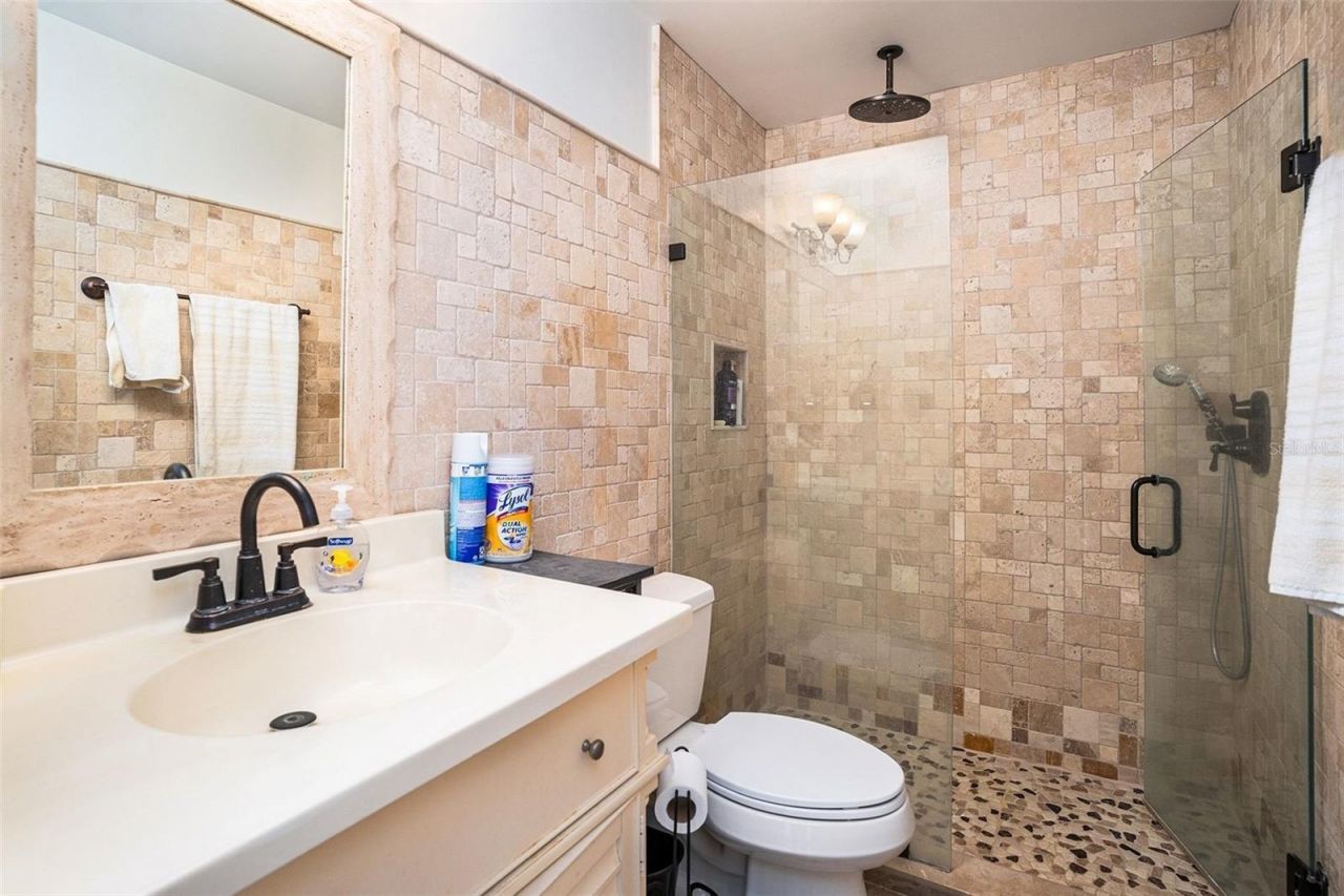 5176 Salmon Drive Se, Unit D, Saint Petersburg, FL 33705 Photo