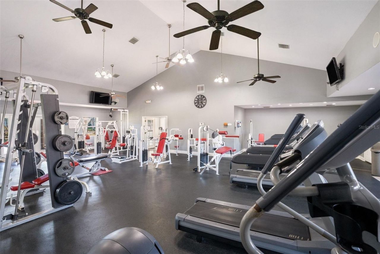 5176 Salmon Drive Se, Unit D, Saint Petersburg, FL 33705 Photo