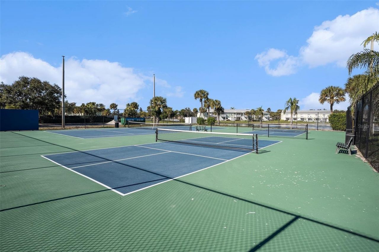 5176 Salmon Drive Se, Unit D, Saint Petersburg, FL 33705 Photo