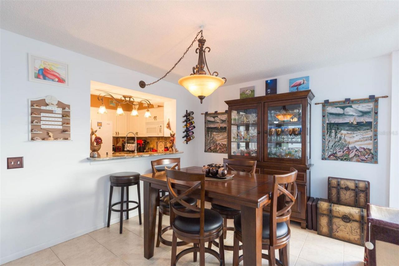 5633 Puerta Del Sol Boulevard S, Unit 208, Saint Petersburg, FL 33715 Photo