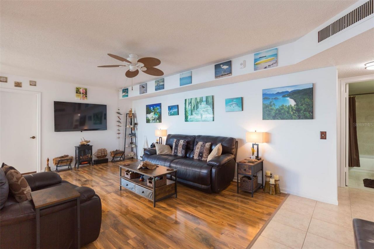 5633 Puerta Del Sol Boulevard S, Unit 208, Saint Petersburg, FL 33715 Photo