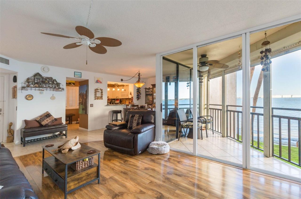 5633 Puerta Del Sol Boulevard S, Unit 208, Saint Petersburg, FL 33715 Photo