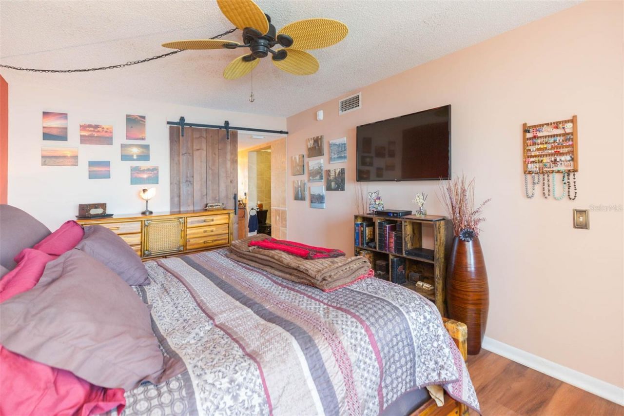 5633 Puerta Del Sol Boulevard S, Unit 208, Saint Petersburg, FL 33715 Photo