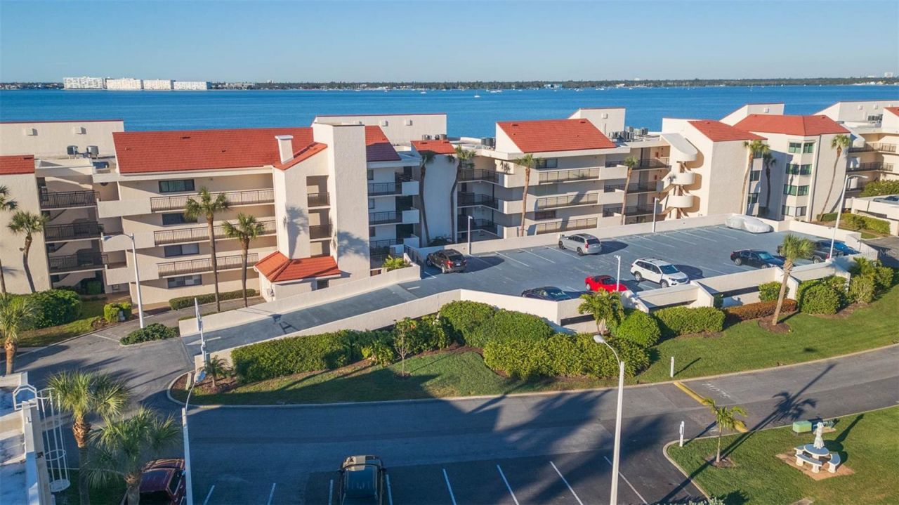 5633 Puerta Del Sol Boulevard S, Unit 208, Saint Petersburg, FL 33715 Photo