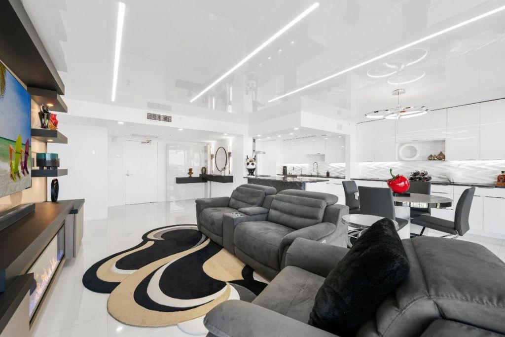 899 Jeffery Street, Unit 612, Boca Raton, FL 33487 Photo