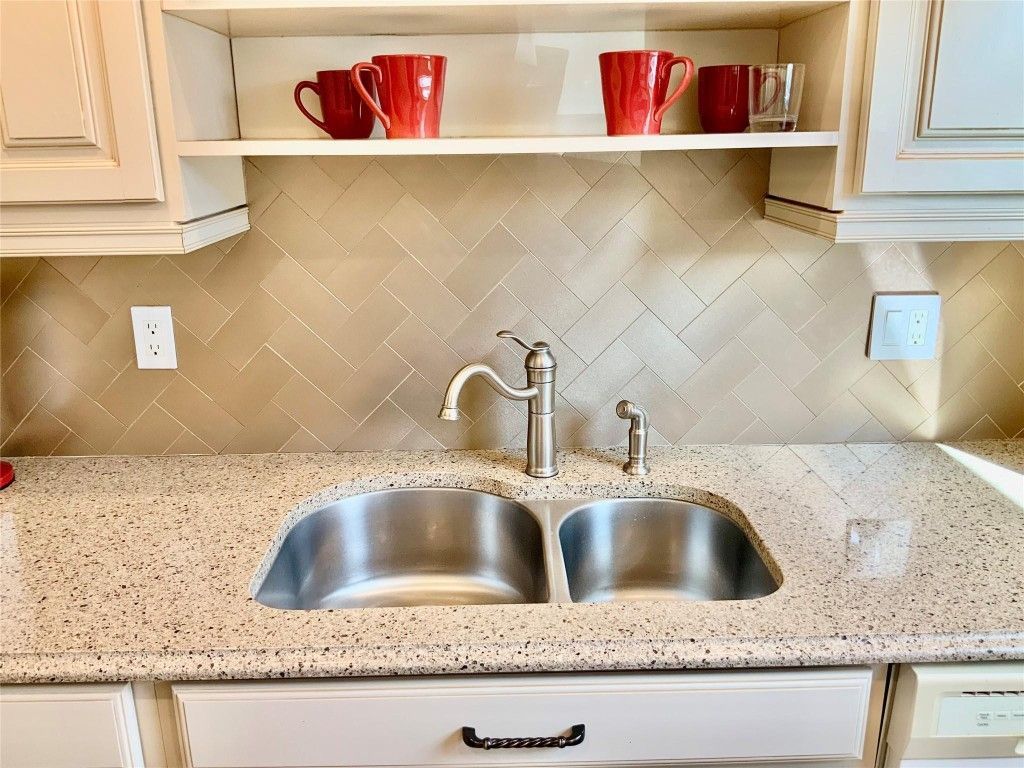 700 Bayshore Drive, Unit 13, Fort Lauderdale, FL 33304 Photo