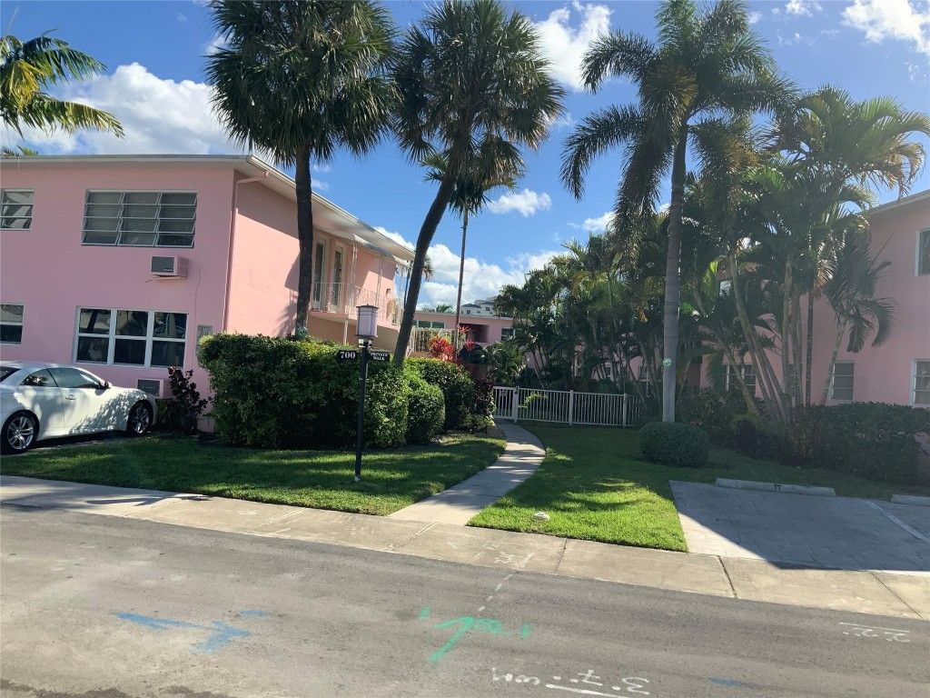 700 Bayshore Drive, Unit 13, Fort Lauderdale, FL 33304 Photo