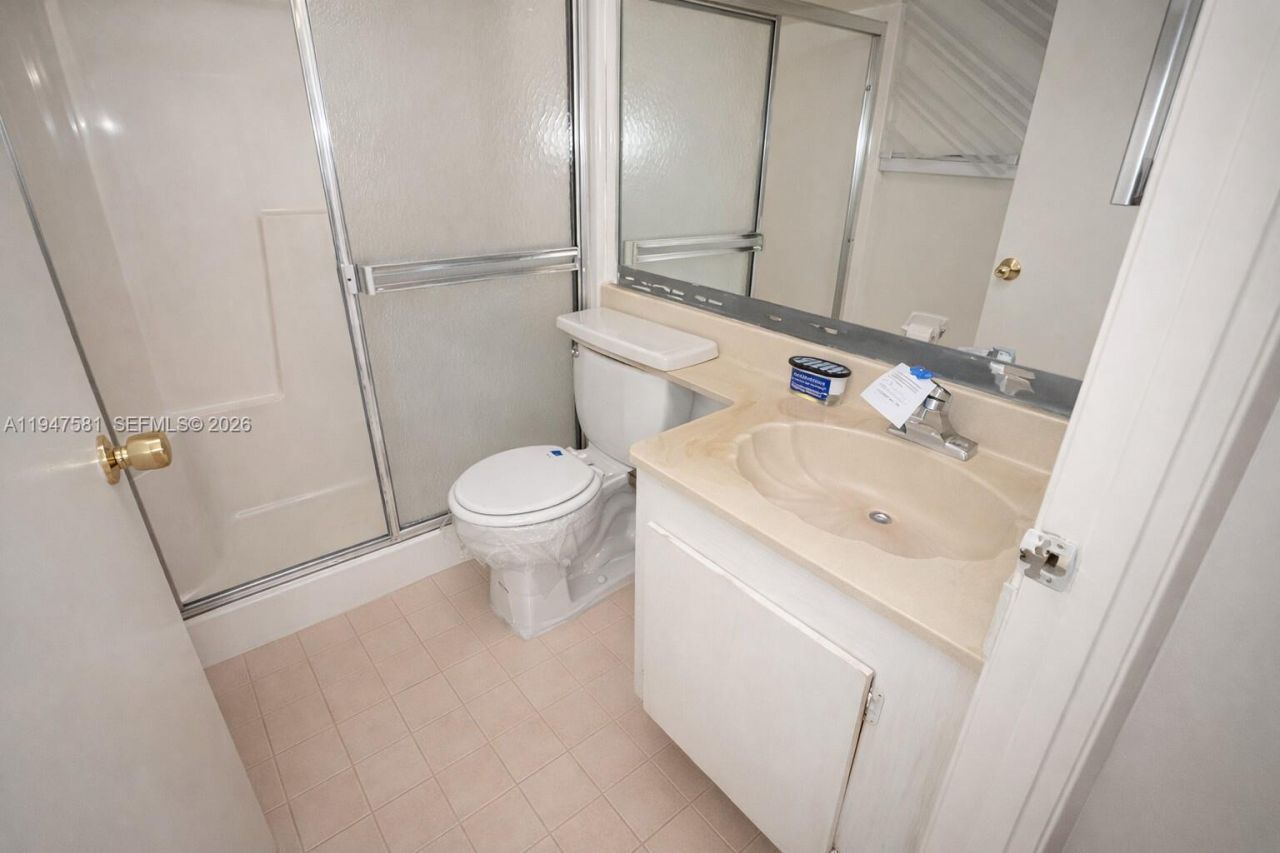 500 NW 214th St, Unit 103, Miami Gardens, FL 33169 Photo