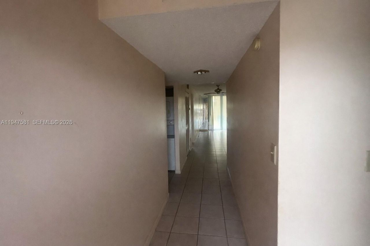 500 NW 214th St, Unit 103, Miami Gardens, FL 33169 Photo