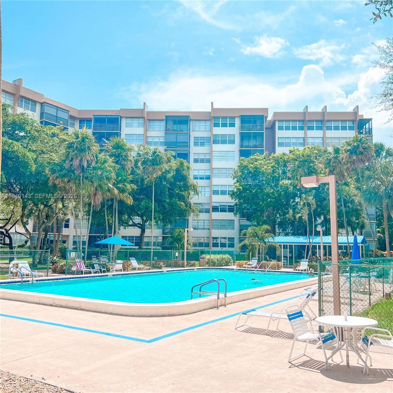 1000 Saint Charles Pl , Unit 721, Pembroke Pines, FL 33026 Photo