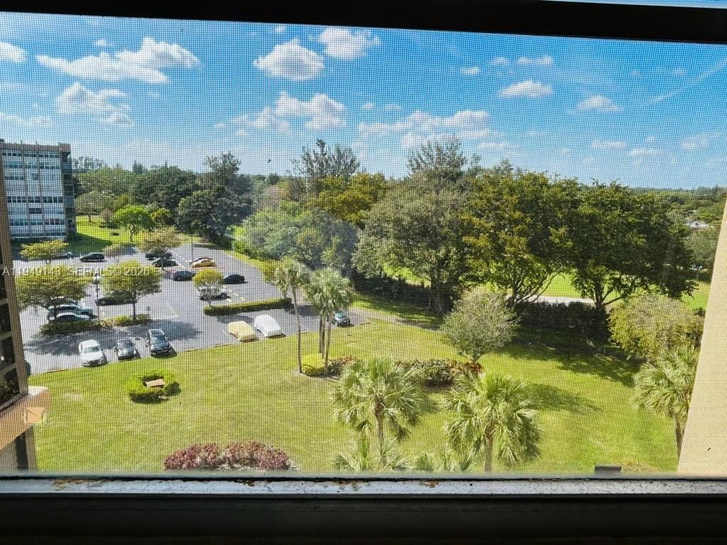 1000 Saint Charles Pl , Unit 721, Pembroke Pines, FL 33026 Photo
