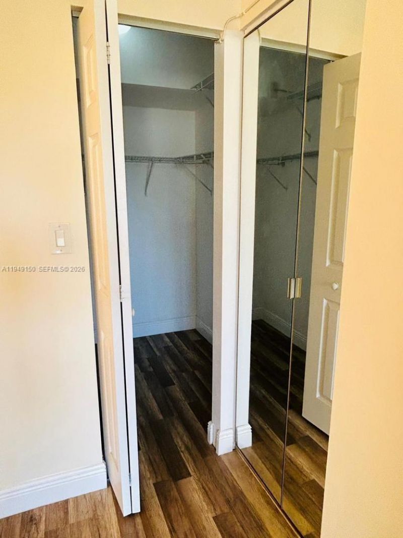 1000 Saint Charles Pl , Unit 721, Pembroke Pines, FL 33026 Photo