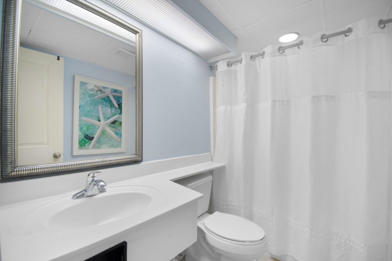 201 74th Ave. N Photo 19