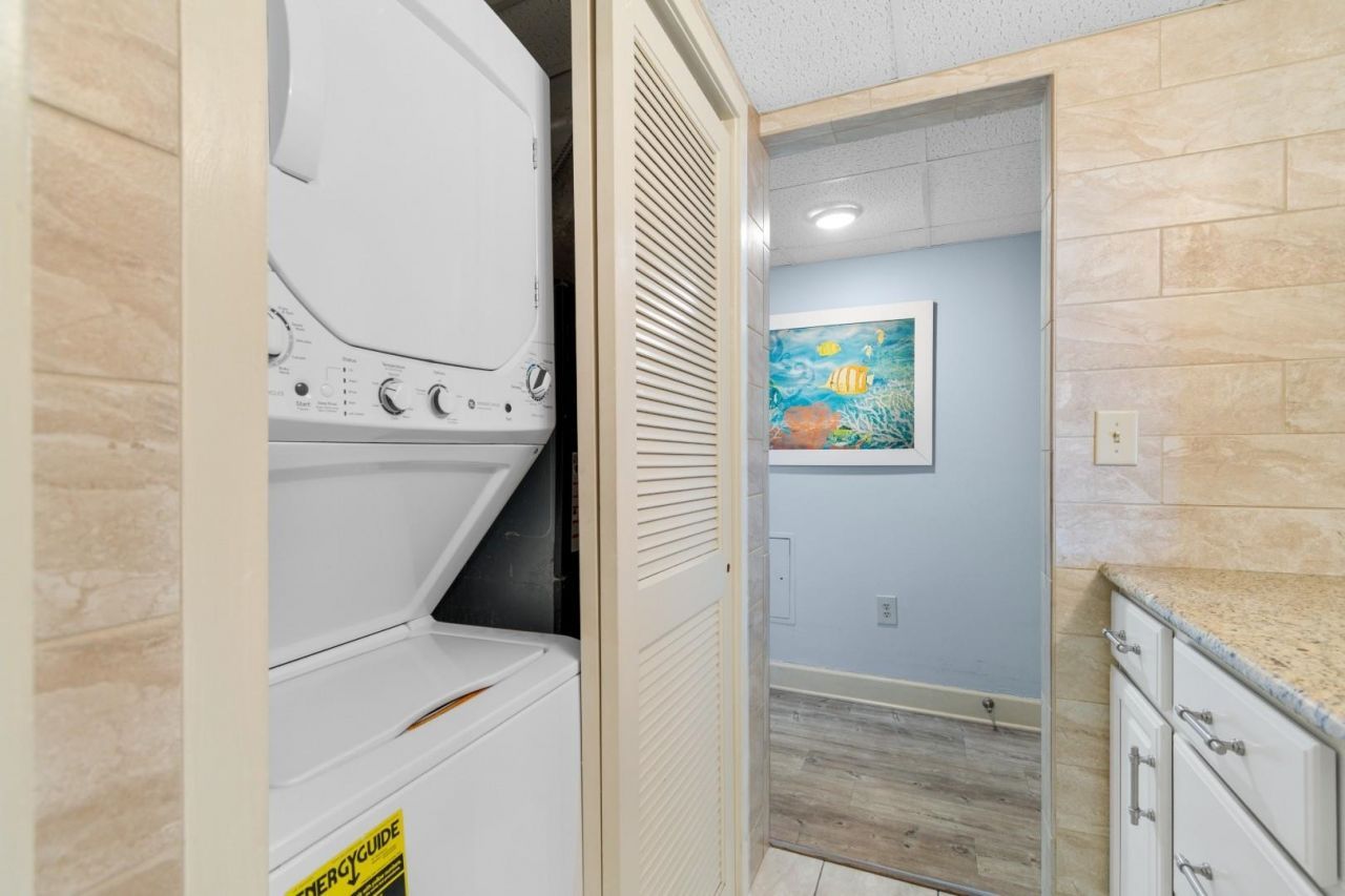 201 74th Ave. N Photo 9