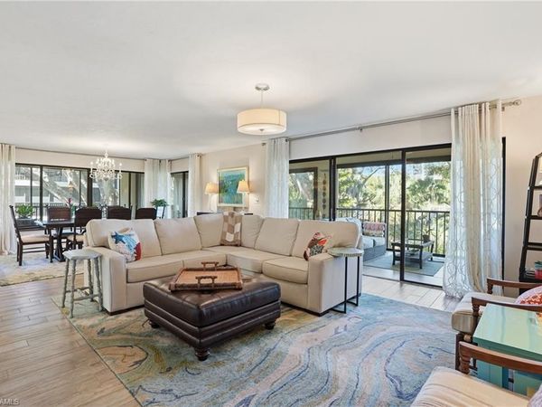 5950 Pelican Bay BLVD, Unit 125, NAPLES, FL 34108