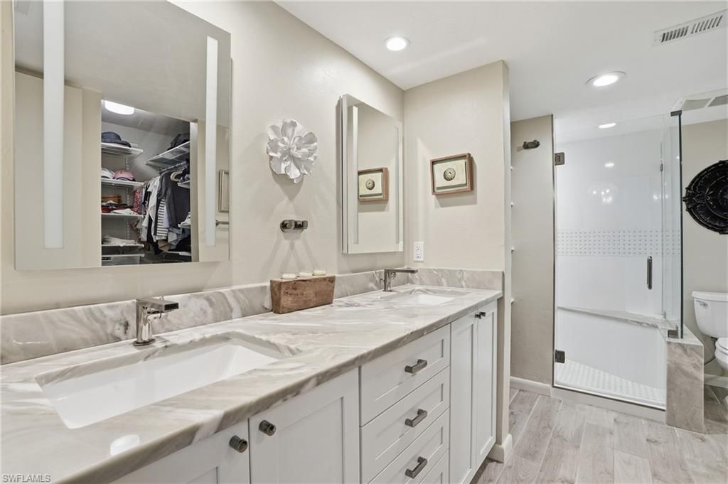 5950 Pelican Bay Blvd, Unit 125, Naples, FL 34108 Photo