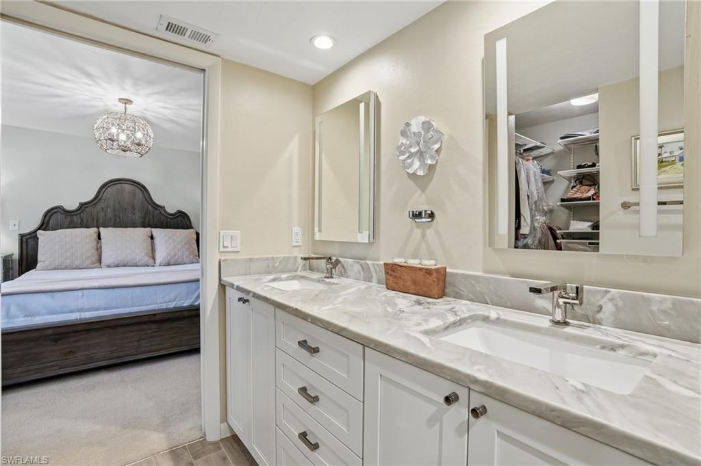 5950 Pelican Bay Blvd, Unit 125, Naples, FL 34108 Photo