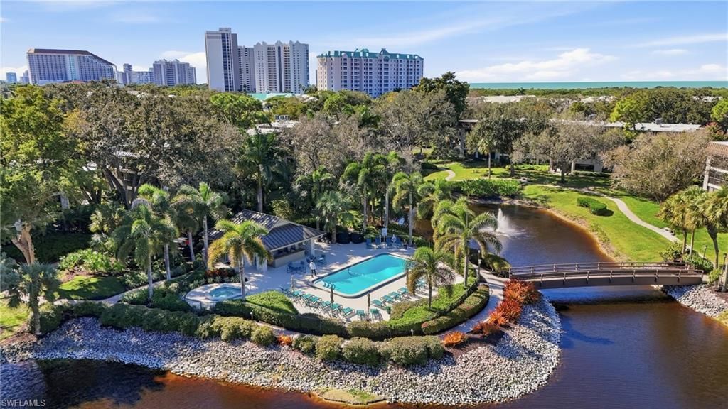 5950 Pelican Bay Blvd, Unit 125, Naples, FL 34108 Photo