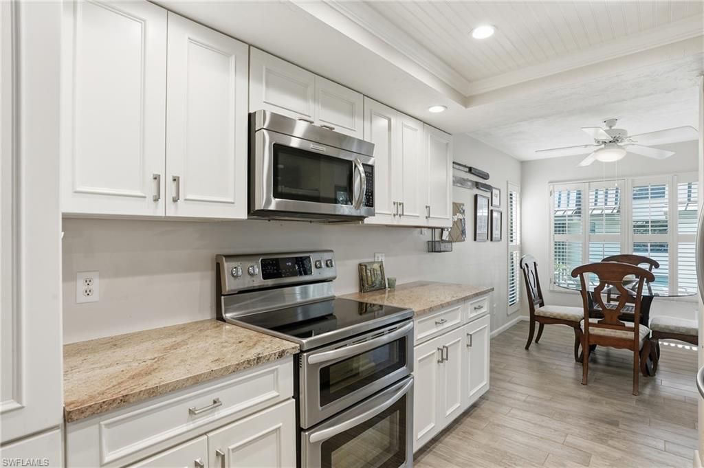 5950 Pelican Bay Blvd, Unit 125, Naples, FL 34108 Photo