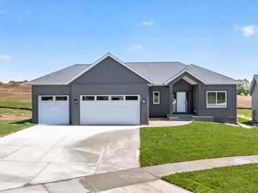 6128 Cody Lane NW, Rochester, MN 55901