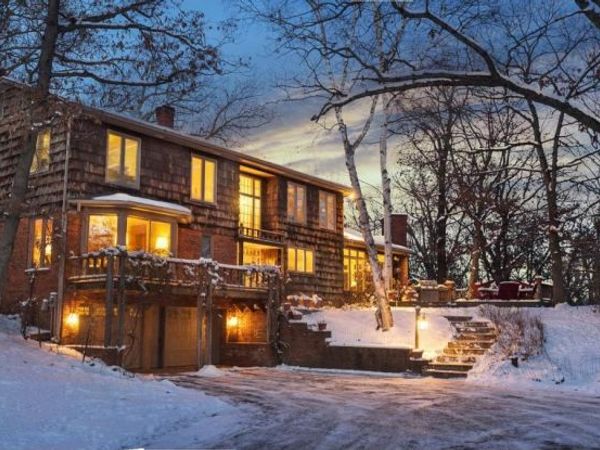 2 Crocus Lane, North Oaks, MN 55127