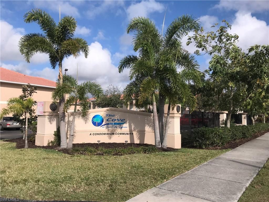 8407 Bernwood Cove Loop, Unit 510, Fort Myers, FL 33966 Photo