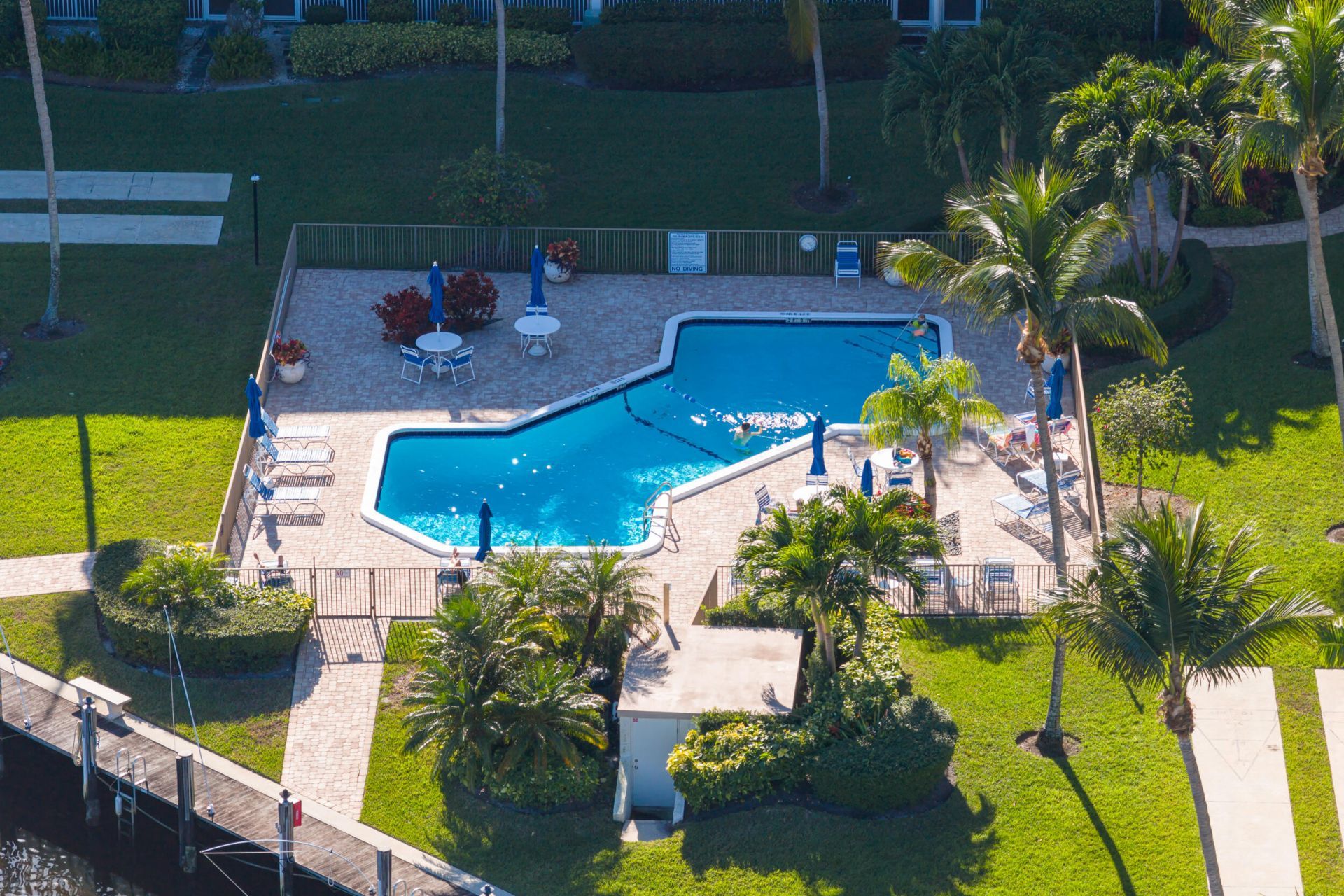 390 N Federal Highway, Unit 404, Deerfield Beach, FL 33441 Photo