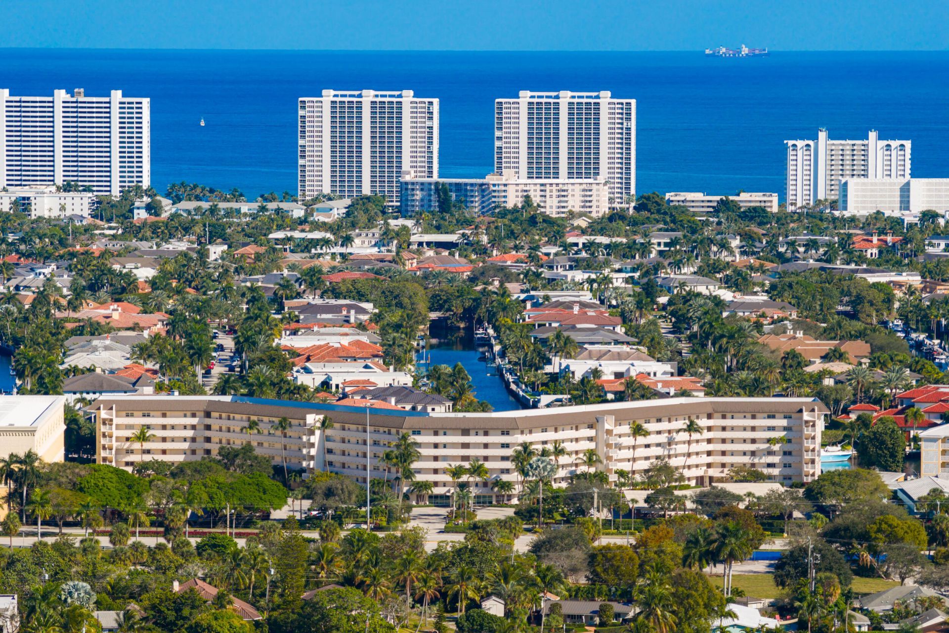 390 N Federal Highway, Unit 404, Deerfield Beach, FL 33441 Photo