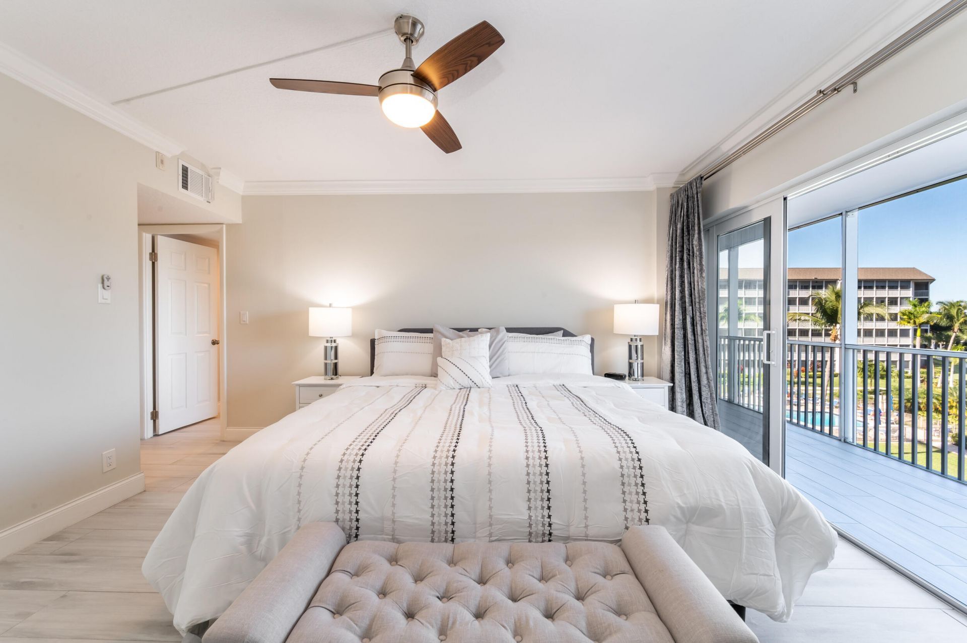 390 N Federal Highway, Unit 404, Deerfield Beach, FL 33441 Photo