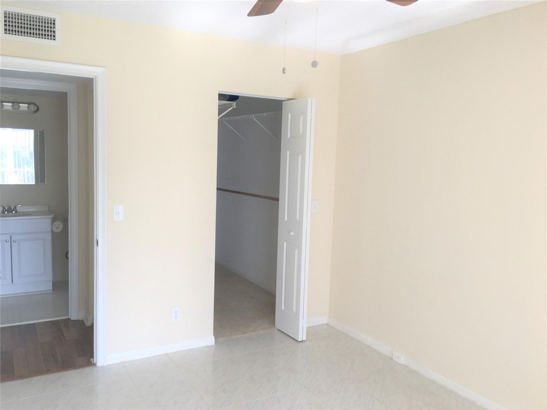 551 SW 135th Avenue, Unit 405b, Pembroke Pines, FL 33027 Photo