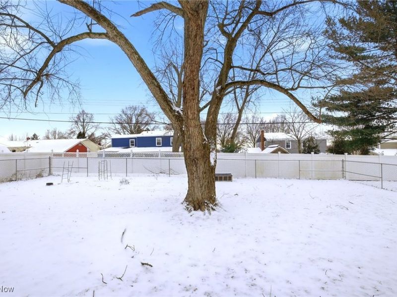 3856 Northview Drive, Stow, OH 44224 Photo 2