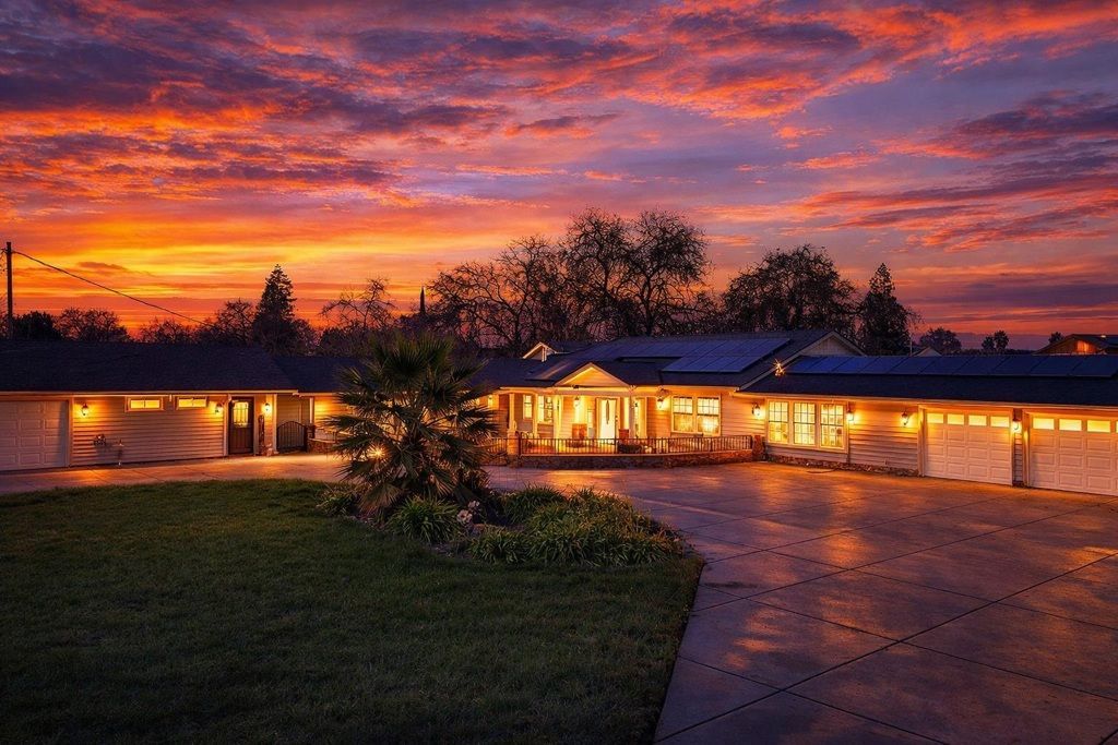 2033 2033 Lucile Ave, Stockton, CA 95209 Main Photo