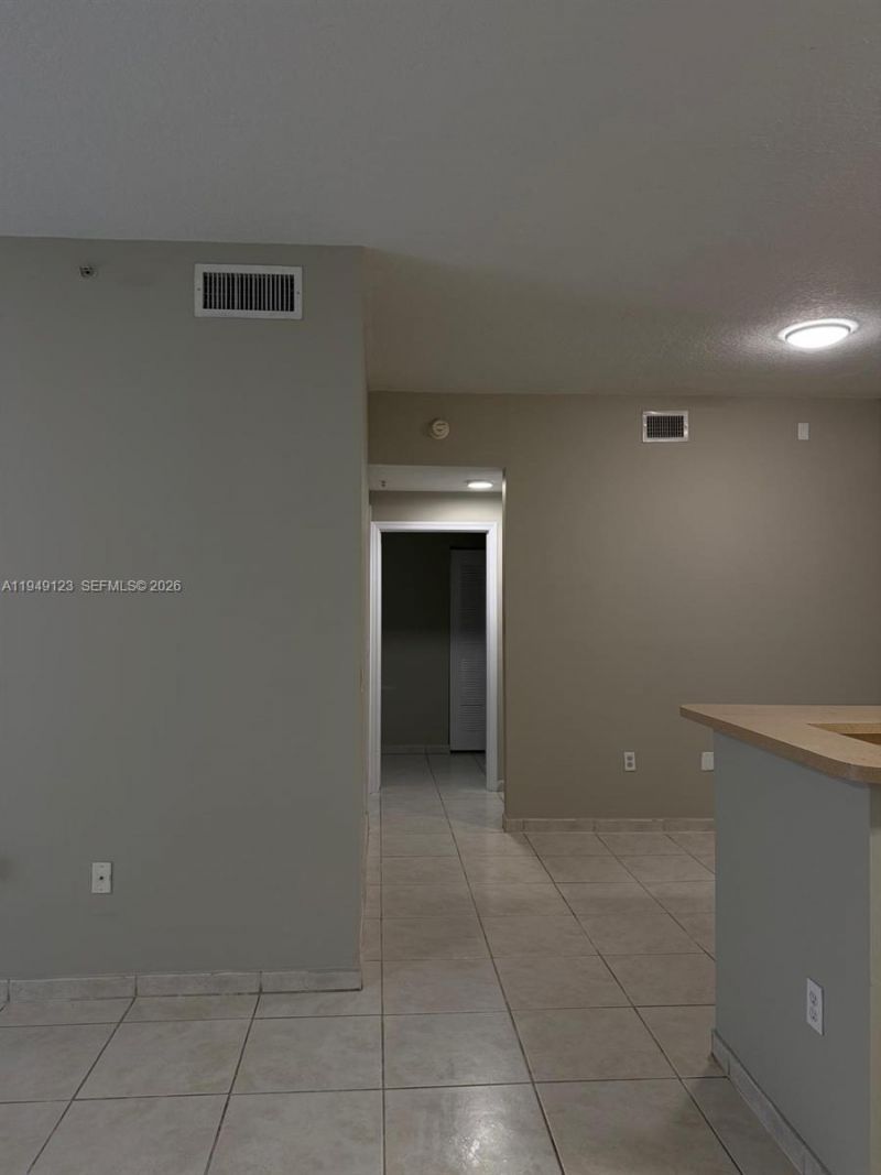 7330 NW 114th Ave, Unit 112-5, Doral, FL 33178 Photo