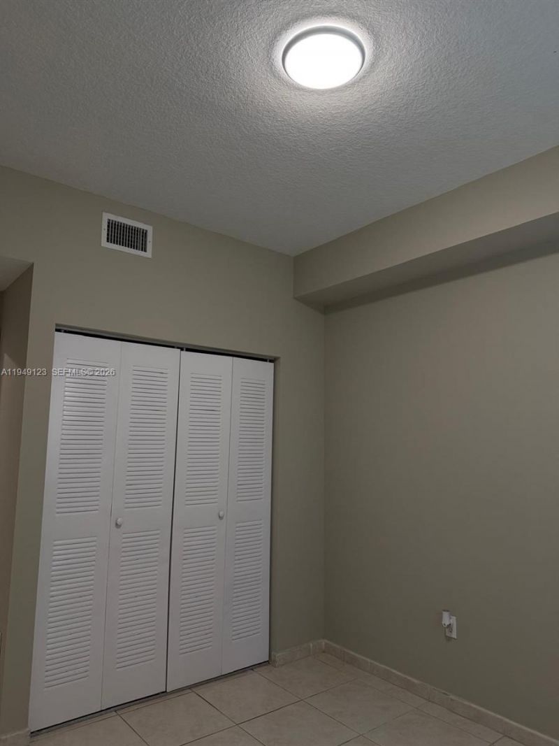 7330 NW 114th Ave, Unit 112-5, Doral, FL 33178 Photo