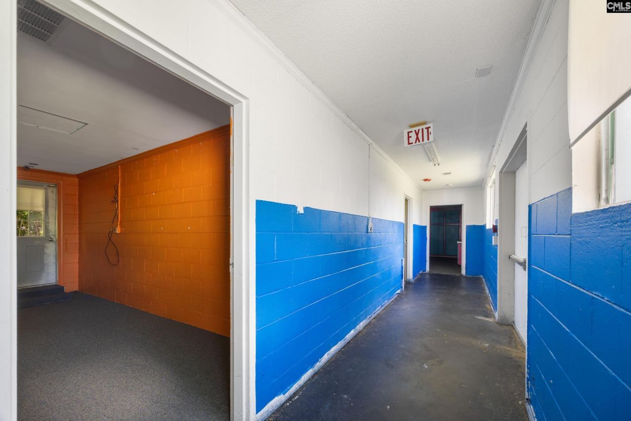 109 Lisa Drive  Photo 8