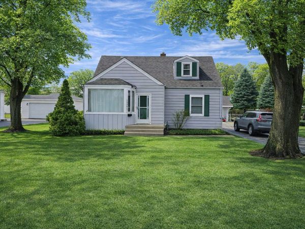 14348 Kolmar Avenue, Midlothian, IL 60445