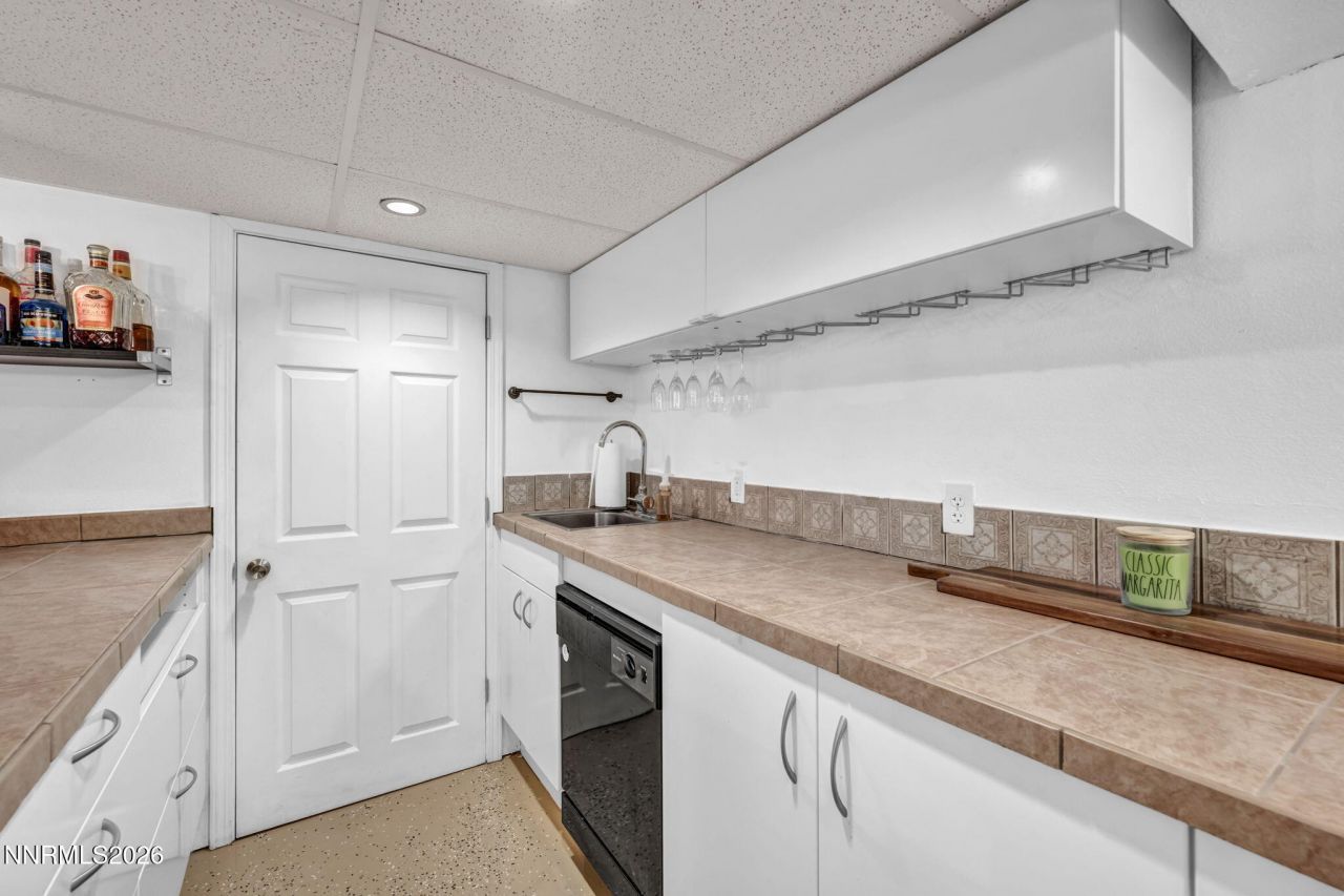 1564 Truckee Drive, Carson City, NV 89701 Photo