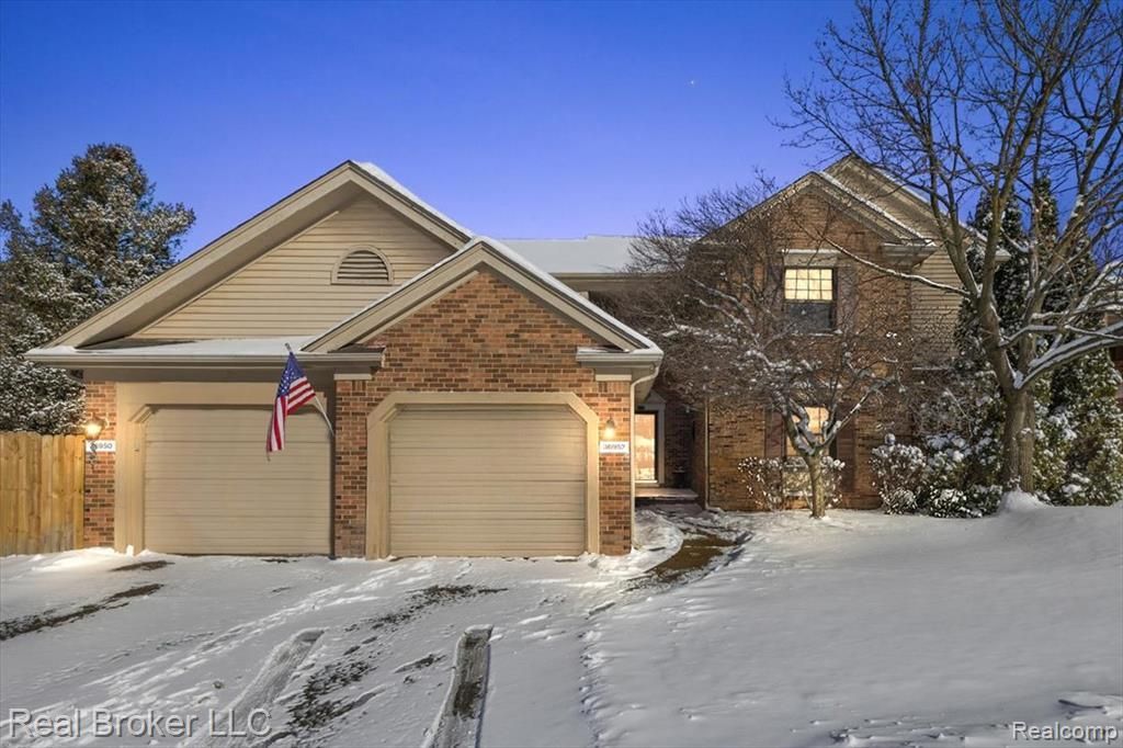 36952 Ridgedale Court, Farmington Hills, MI 48331 Main Photo