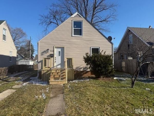 518 S Falcon Street, South Bend, IN 46619