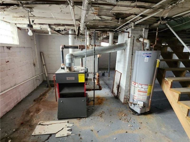 2000 Hanover Drive, East Cleveland, OH 44112 Photo 13