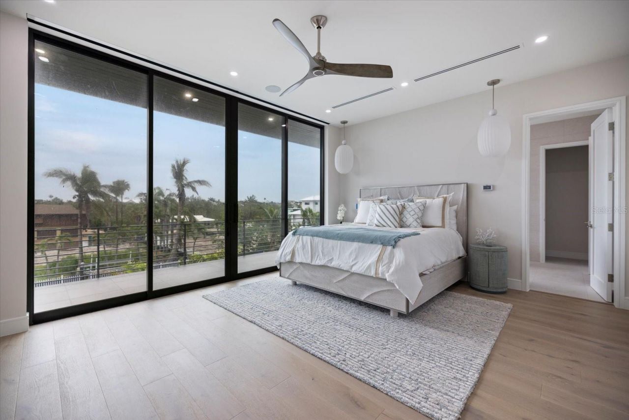 590 De Narvaez Drive, Longboat Key, FL 34228 Photo