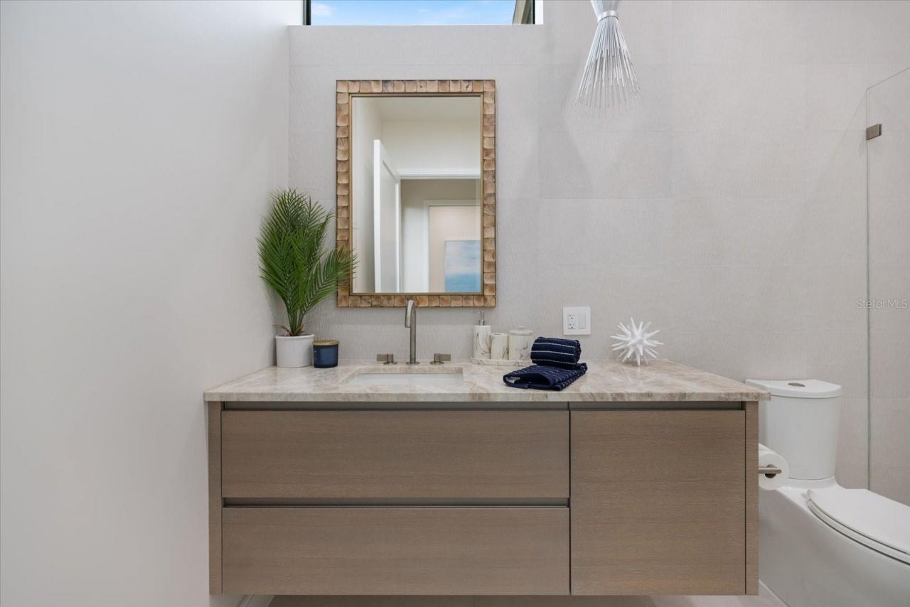 590 De Narvaez Drive, Longboat Key, FL 34228 Photo