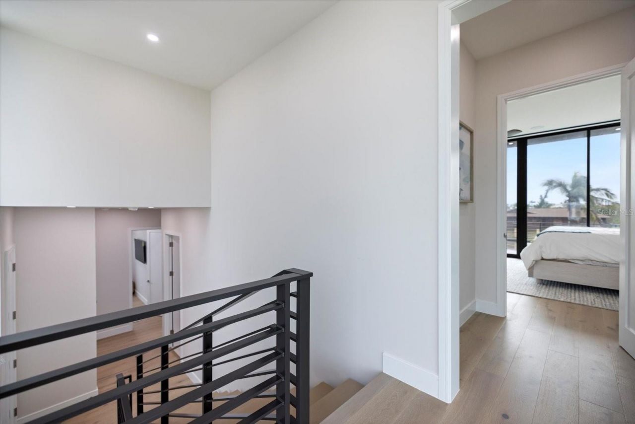 590 De Narvaez Drive, Longboat Key, FL 34228 Photo