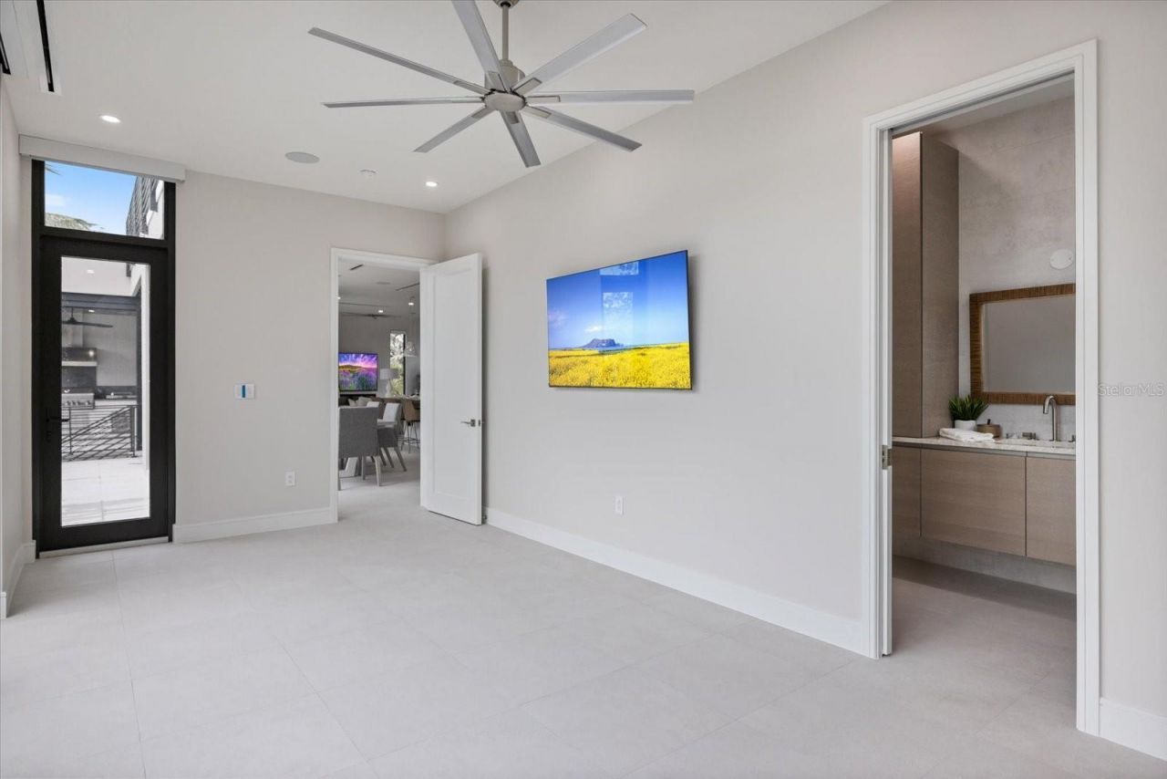 590 De Narvaez Drive, Longboat Key, FL 34228 Photo