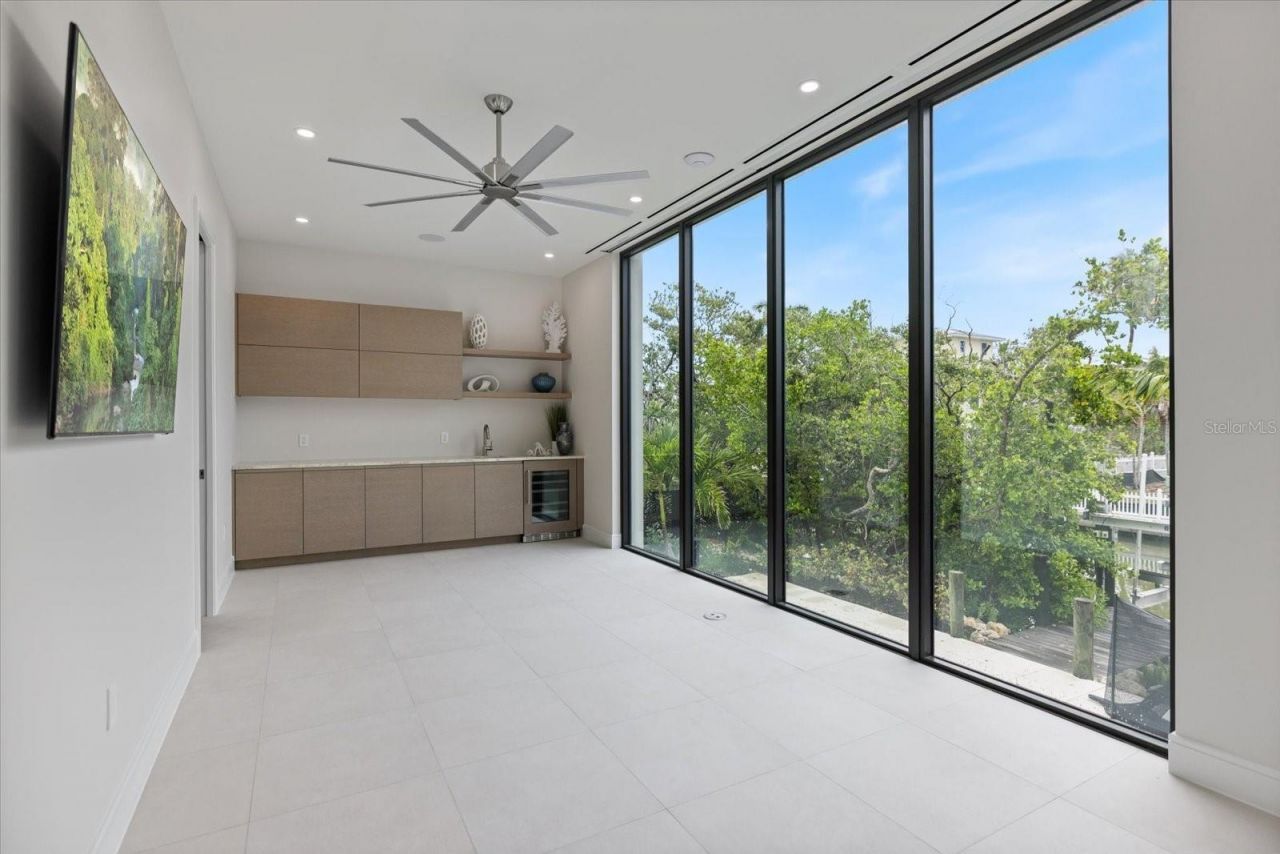 590 De Narvaez Drive, Longboat Key, FL 34228 Photo