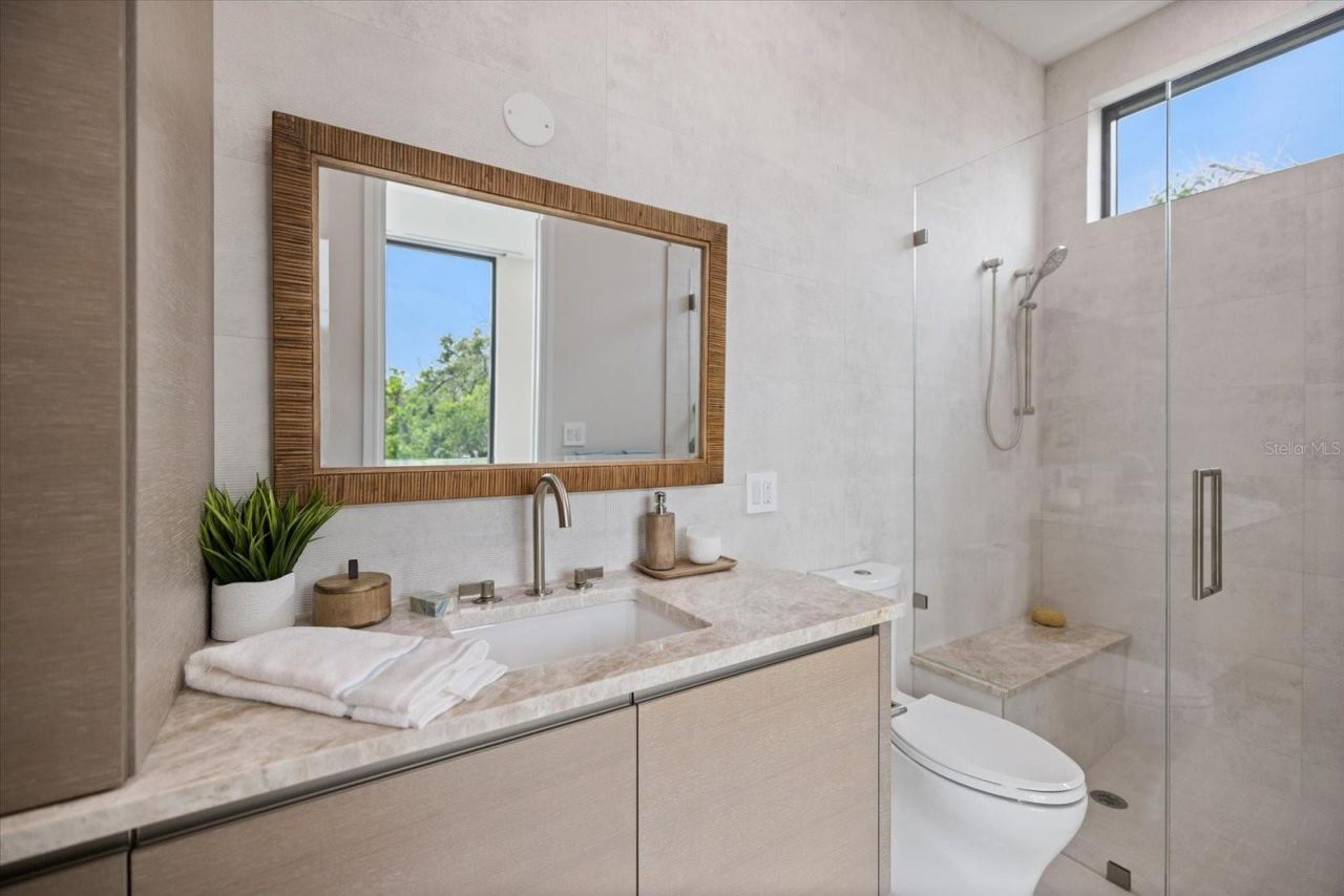 590 De Narvaez Drive, Longboat Key, FL 34228 Photo