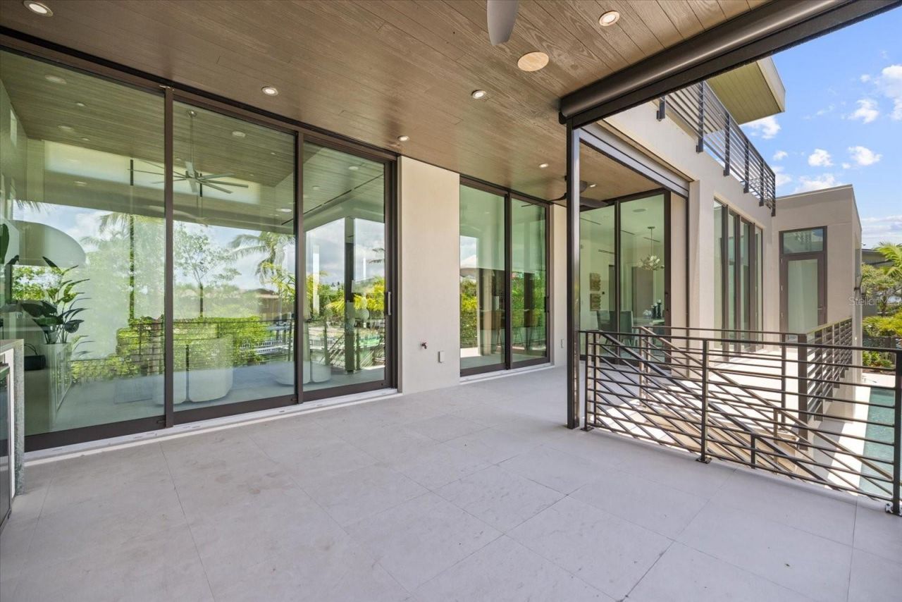 590 De Narvaez Drive, Longboat Key, FL 34228 Photo