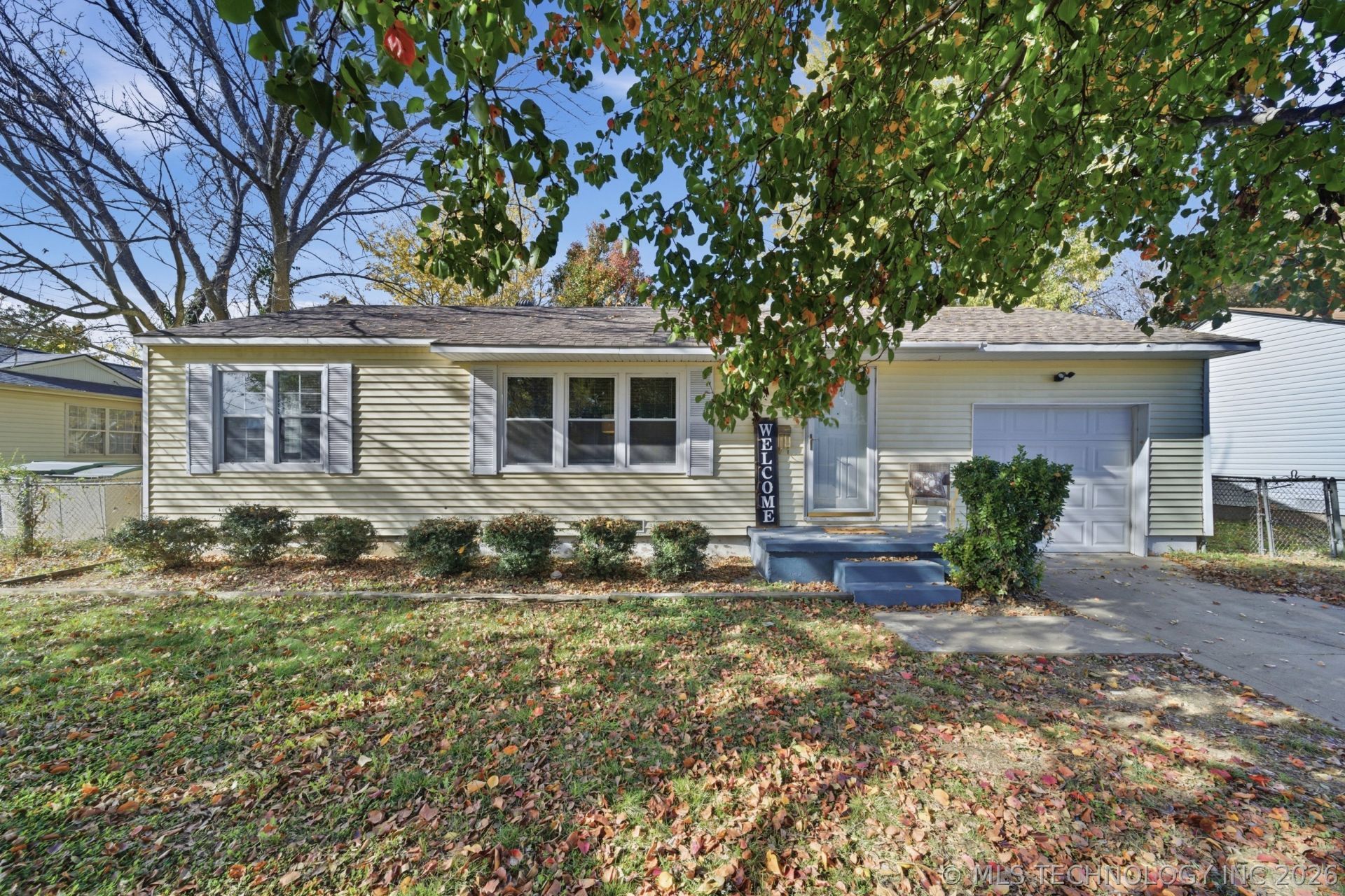 802 N Birch Street, Owasso, OK 74055 Main Photo